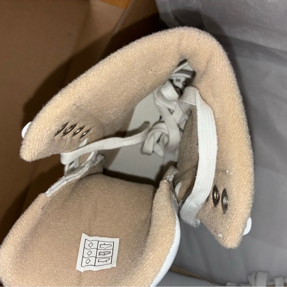 JACKSON Women's Shoes - Picture 3 of 8